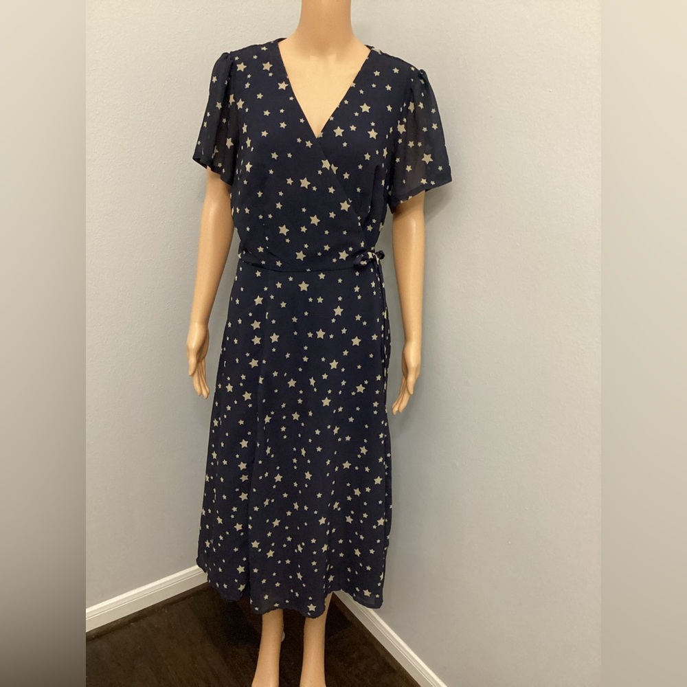 ⭐️ 🌟 💫 star print wrap dress ⭐️ 🌟 💫